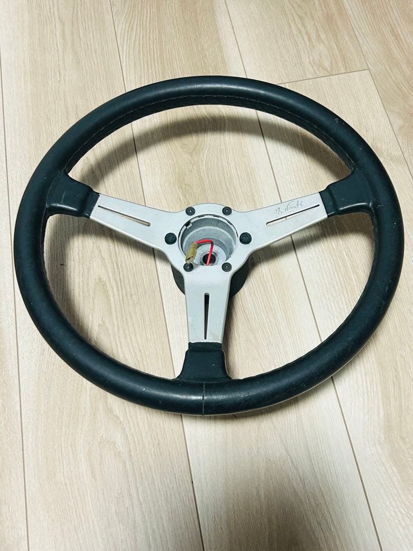 NARDI MADE ITALY3スポーク ステアリング 本体 36cm NARDI ナルディ ステアリング SPORTS タイプラリー ブラックパンチ