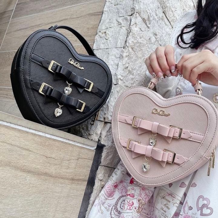 LIZLISA リボンビジューハートバッグ 【ブラック】 - メルカリ