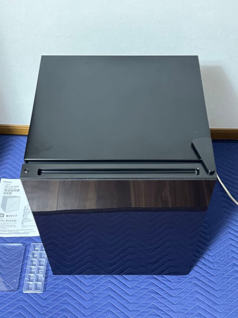 《展示品・未使用品》アビテラックス60L小型冷蔵庫　AR-SK601G 24年製