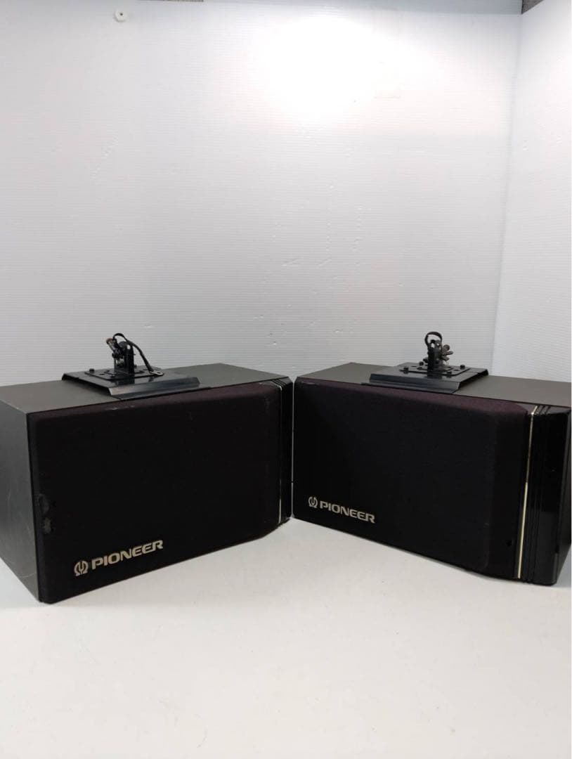 【音出しOK/天吊金具付】Pioneer スピーカー CS-V26-LR ペア スピーカー Pioneer CS-V26-LR パイオニア カラオケ 天吊り 2ウェイ3