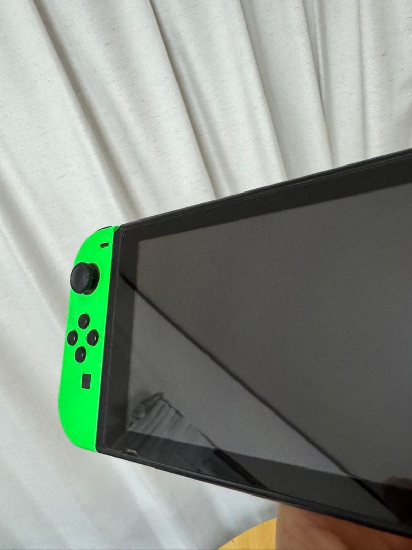 Nintendo Switch 本体 グリーン/ピンク ニンテンドーSwitchの本体です