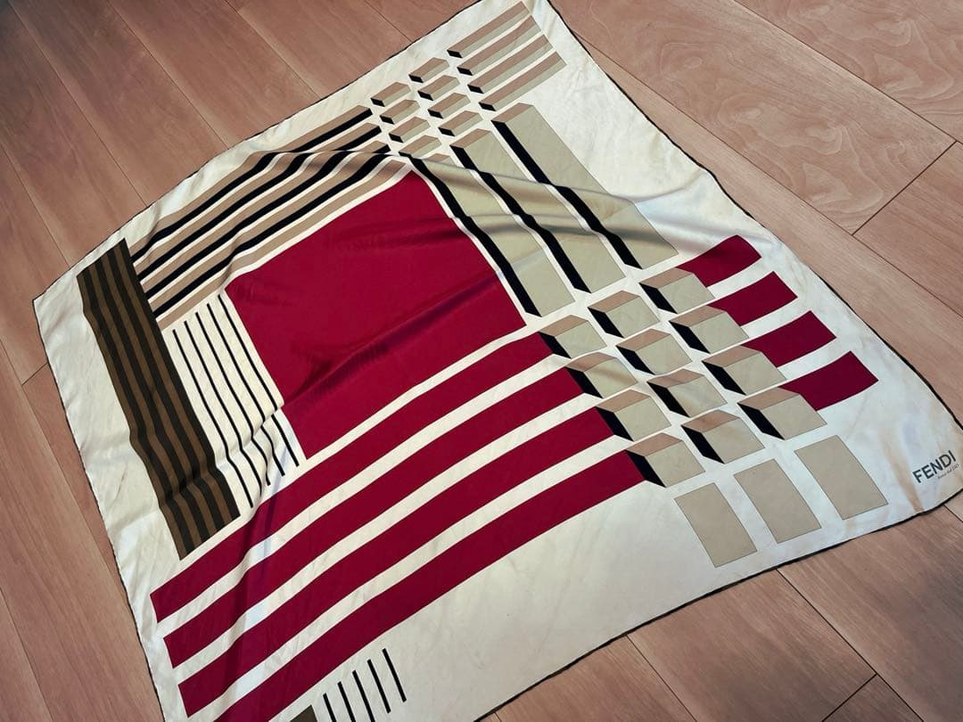 FENDI セレリア アデーレ ハンドバッグ8BN255 スカーフ付き - メルカリ