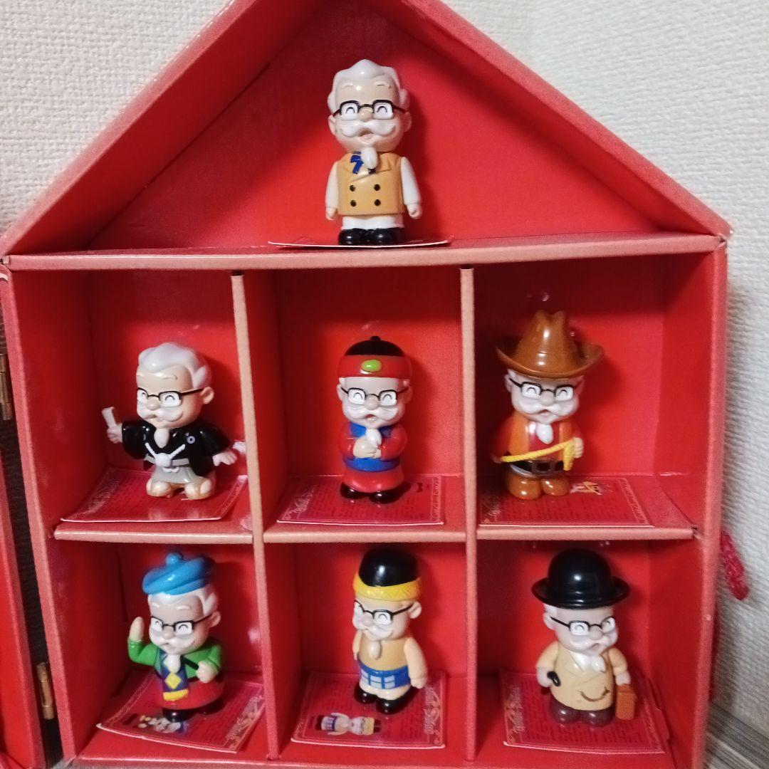 KFC カーネル・サンダース フィギュアセット ケンタッキー - メルカリ