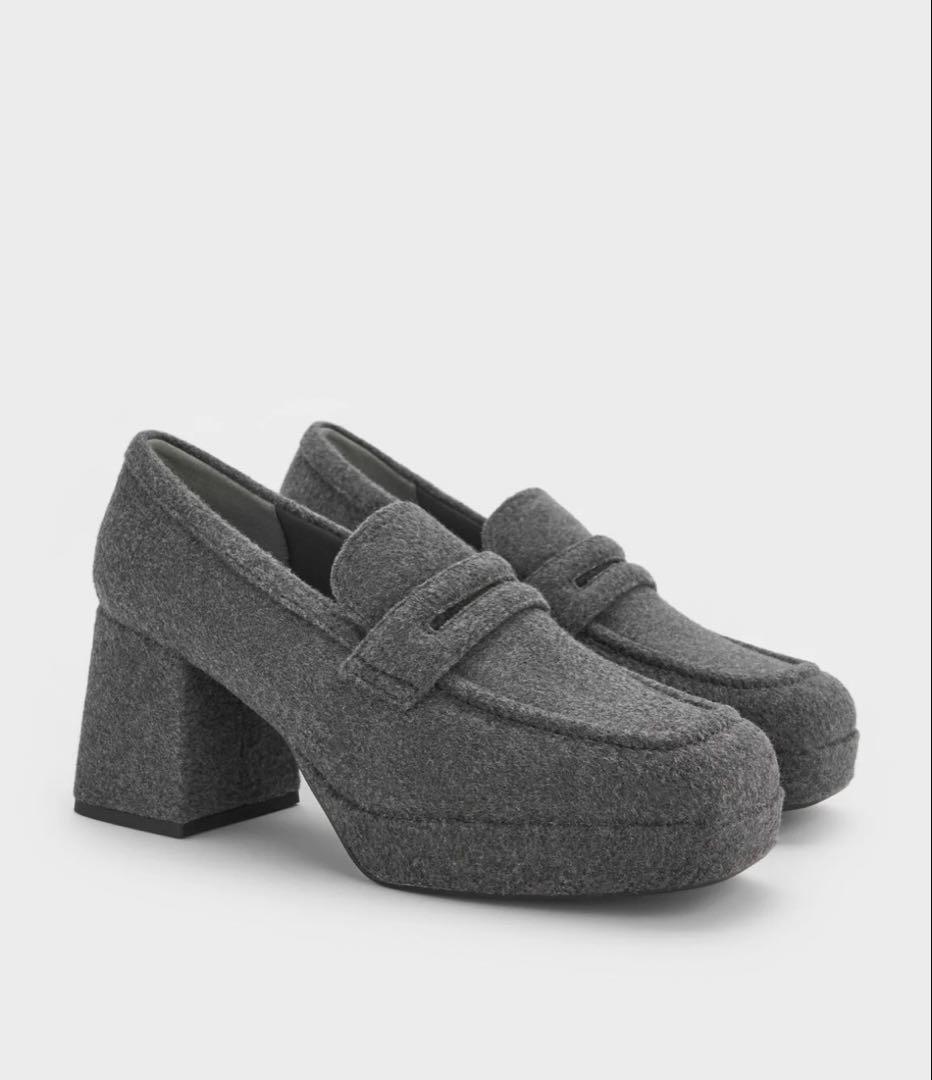 2/1までお取り置き、専用です。チャールズアンドキース　ローファー　グレー CHARLES ＆ KEITH（チャールズ&キース） ローファー メタリック