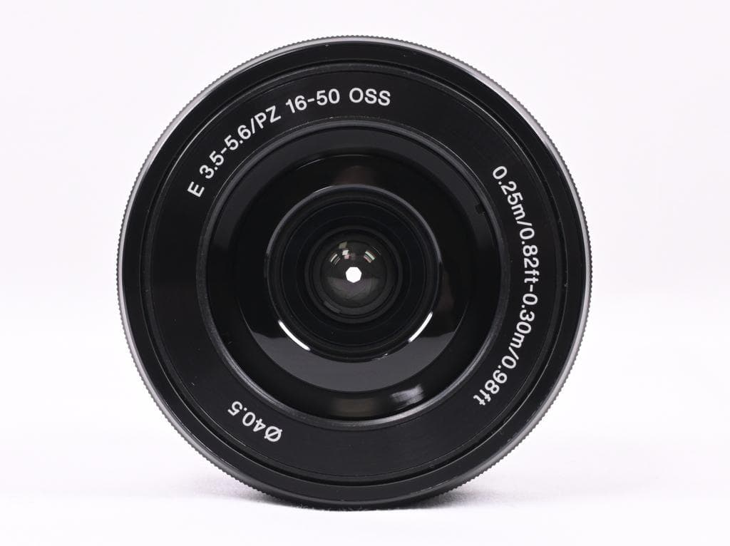 【ほぼ新品】 ソニー VLOGCAM ZV-E10 レンズキット 《SC数31》