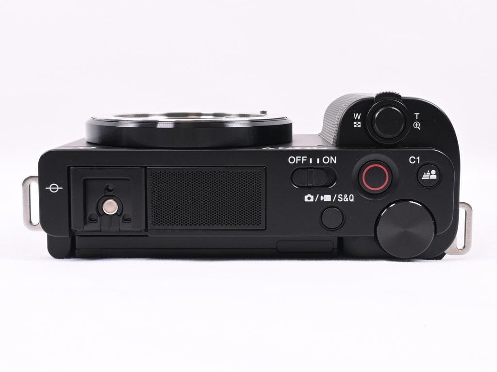 【ほぼ新品】 ソニー VLOGCAM ZV-E10 レンズキット 《SC数31》