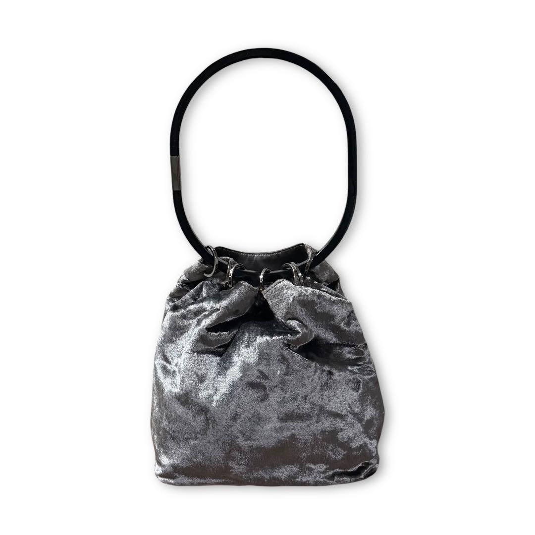 Gucci Tom Ford Crushed Velvet Bucket Bag - メルカリ