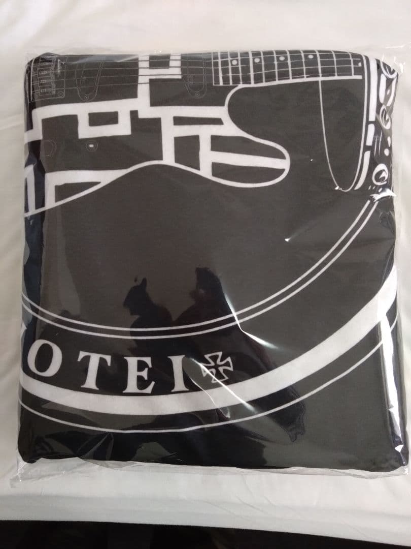 布袋寅泰 ブランケット 45thグッズ 会場物販 - メルカリ