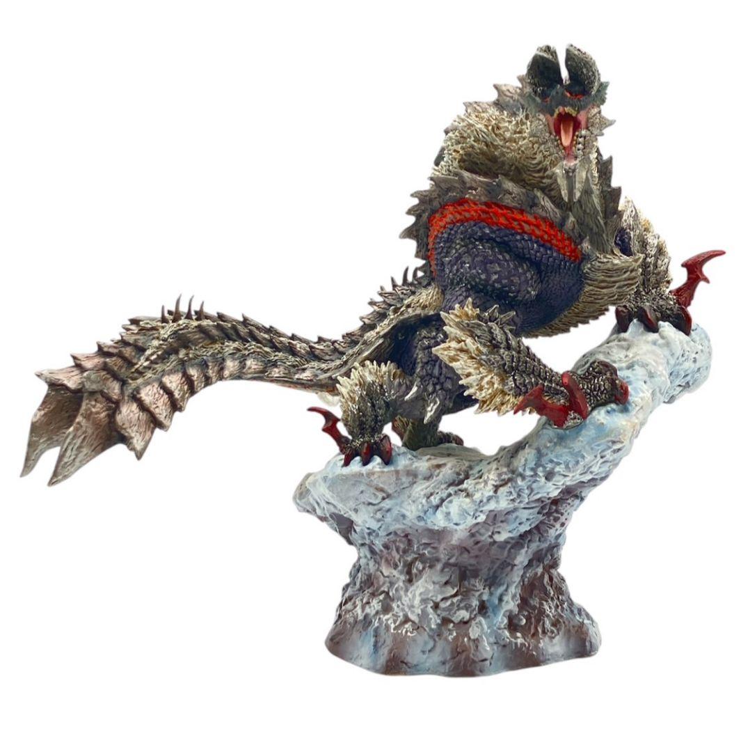 クリエイターズモデル 獄狼竜 ジンオウガ 亜種 フィギュア - メルカリ