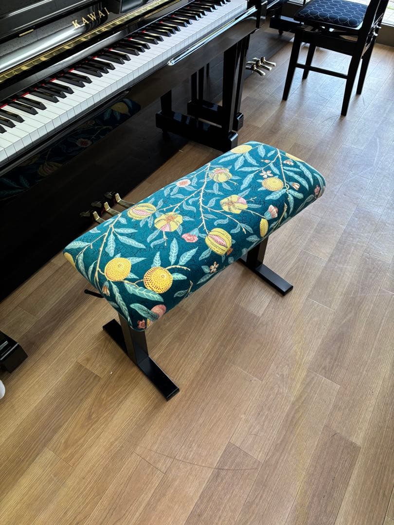 ピアノ椅子【HIDRAU / イドラウ】BM45 座面2つセット - メルカリ