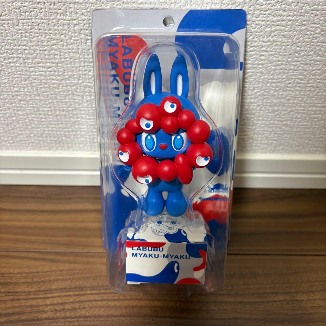 大阪万博限定☆ラブブ、キティぬいぐるみセット - メルカリ