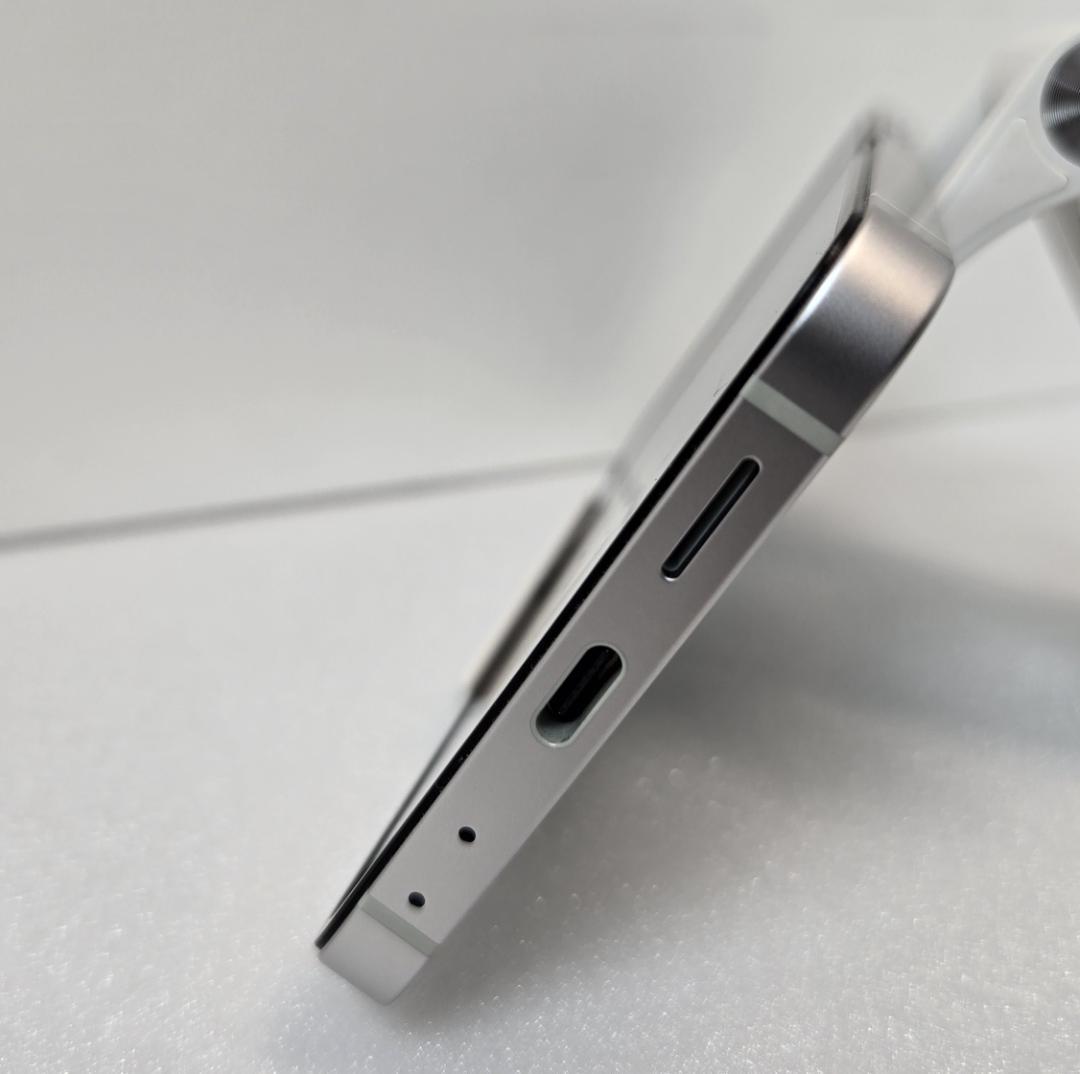 た*き様 Galaxy Z Flip6(Samsung.com限定)ホワイト25