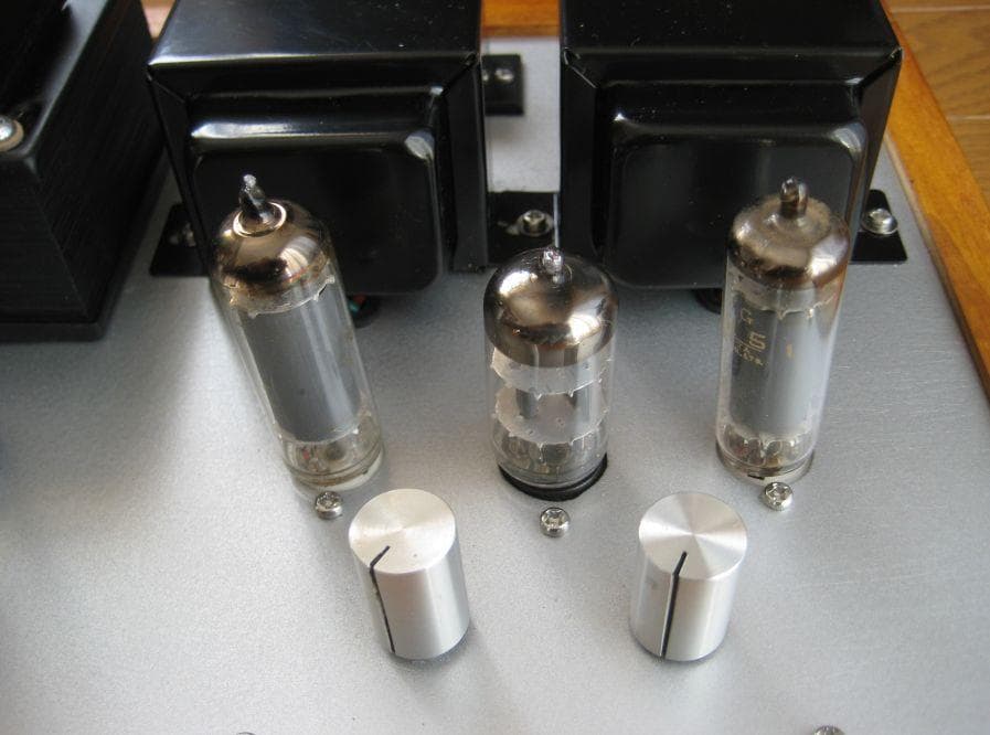 k*1様 真空管アンプ/6AQ5シングル・アンプ/6AR5兼用（自作品）/予備球