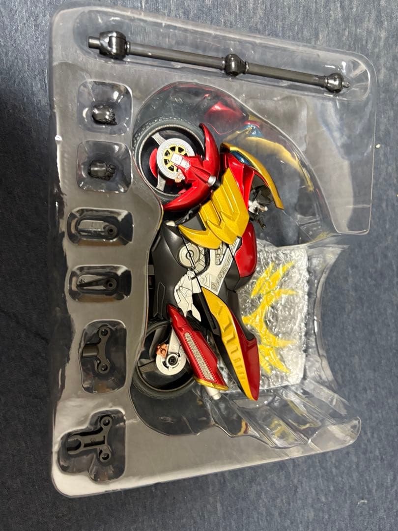 S.H.Figuarts EX マシントルネイダー