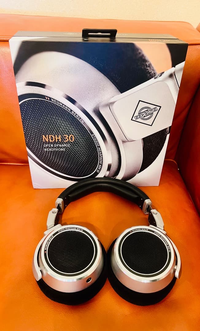 NEUMANN NDH30 シルバー使用極小 良品！ NEUMANN NDH30 シルバー使用極小 良品！ - メルカリ
