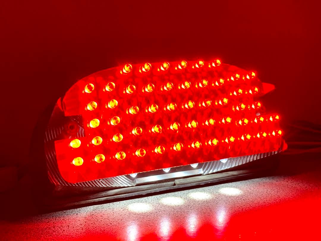 バンディット250(GJ74A)/400☆流星テールランプLEDユニット☆ - メルカリ