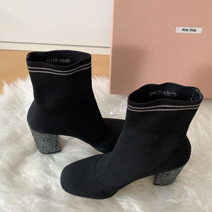 ミュウミュウ MIUMIU ソックスブーツ - メルカリ