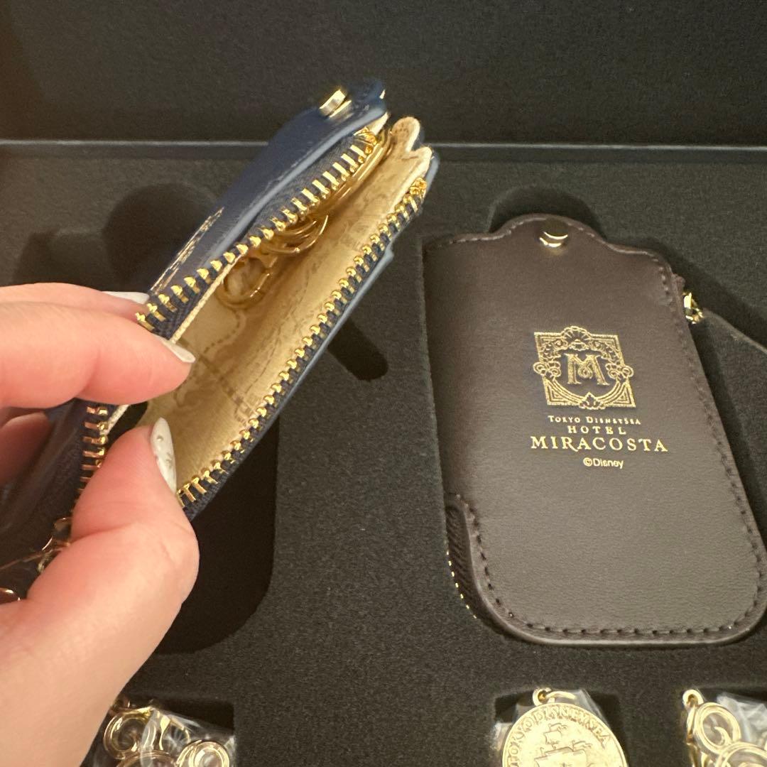 ディズニーシー ミラコスタホテル スウィートルーム 宿泊者特典 本革
