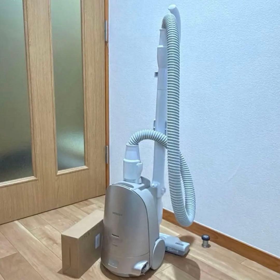 HITACHI 日立 CV-KP900M 掃除機 2024年製 紙パック付き - メルカリ