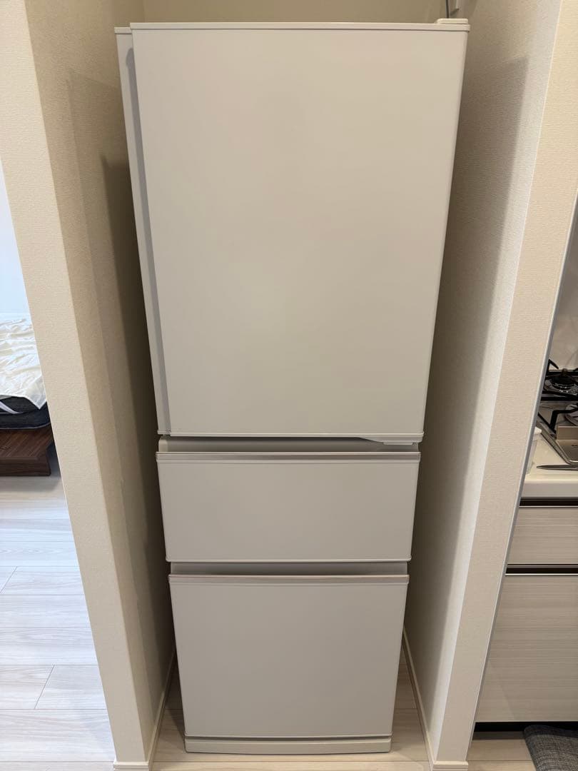 ホワイト冷蔵庫 3段棚付き 三段冷蔵庫ラック ホワイト