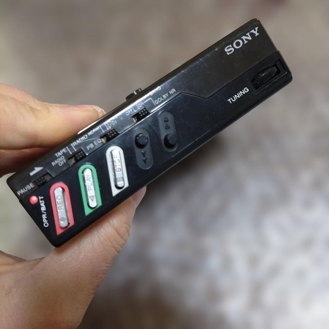 ソニー カセットウォークマン WM−F65 ジャンク 管理ナンバー903