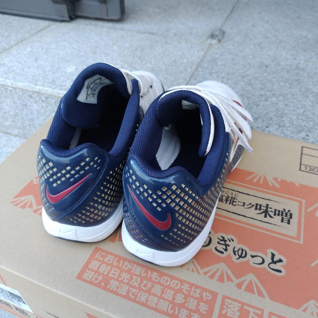 極美品‼️Nike 野球用トレシュー　28.0cm ホワイト/バーガンディ