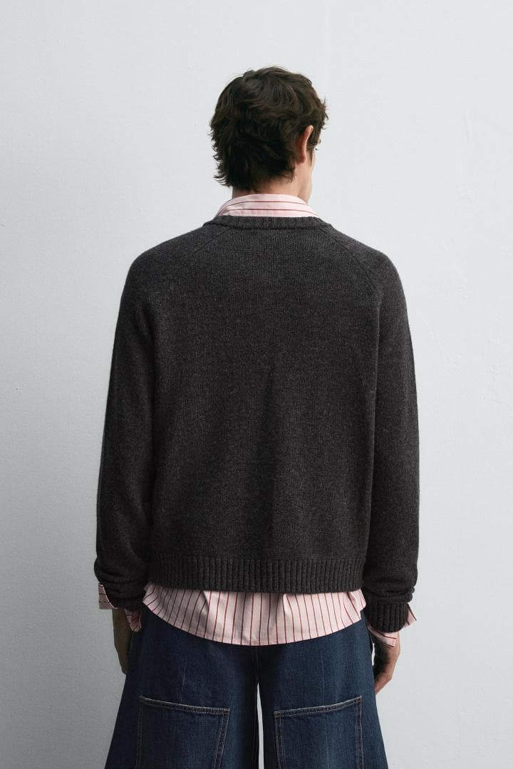 ZARA ミッキーマウス ウールカーディガン Disney - メルカリ