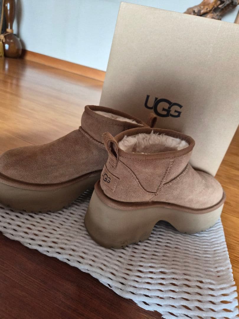 UGG クラシック ウルトラ ミニ ニュー ハイツ　サイズ 6 楽天市場】【 ugg 国内正規商品 】 UGG CLASSIC ULTRA MINI NEW