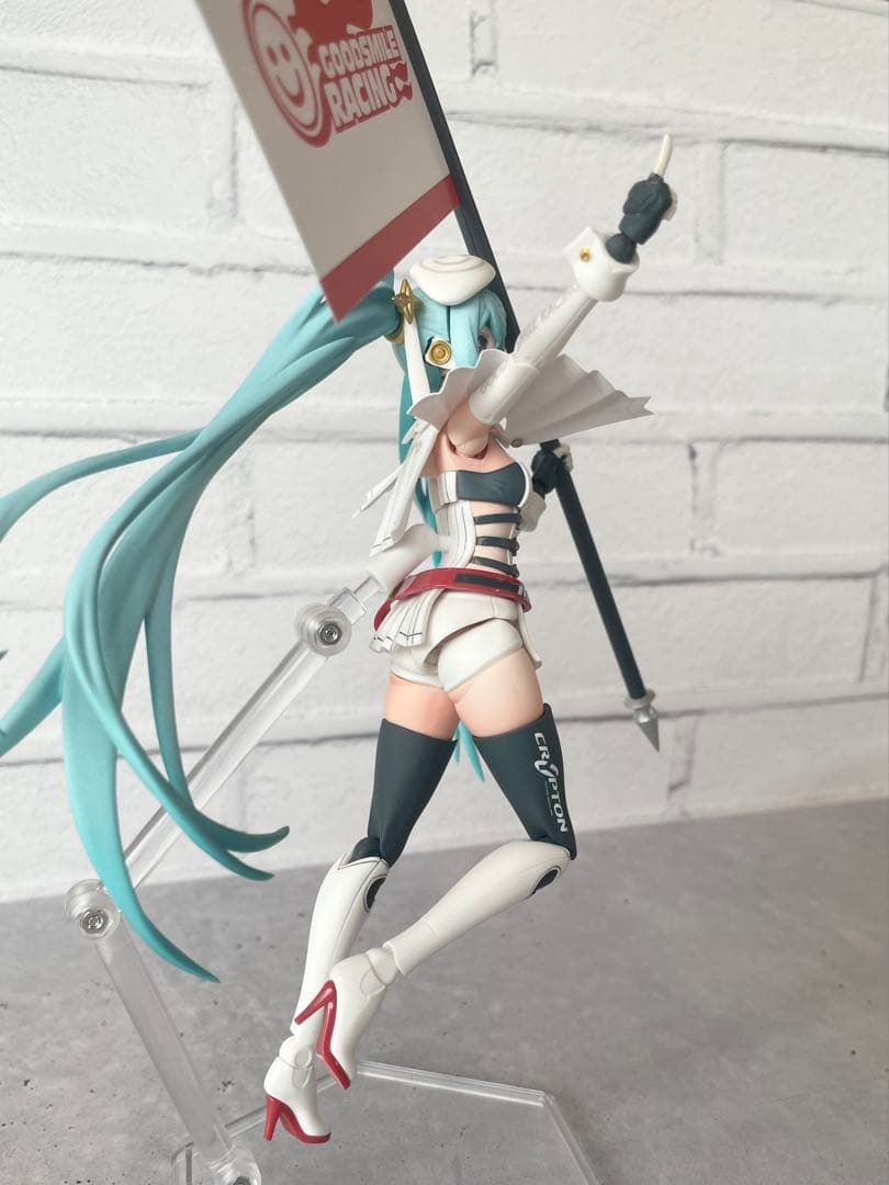全塗装・完成品】 レーシングミク 2023Ver. 【PLAMATEA 】 - メルカリ