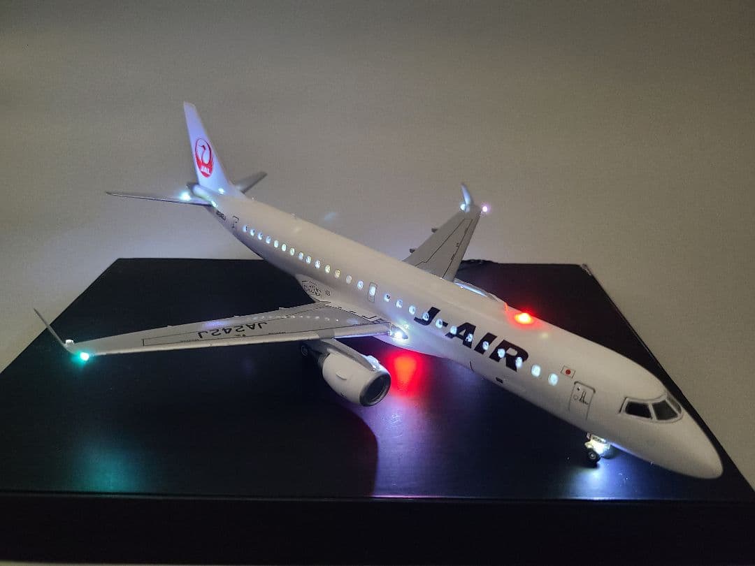 JAL エンブラエル E190 LED仕様完成品 JAL エンブラエル E190 LED仕様 完成品 JAL エンブラエル E190 LED仕様
