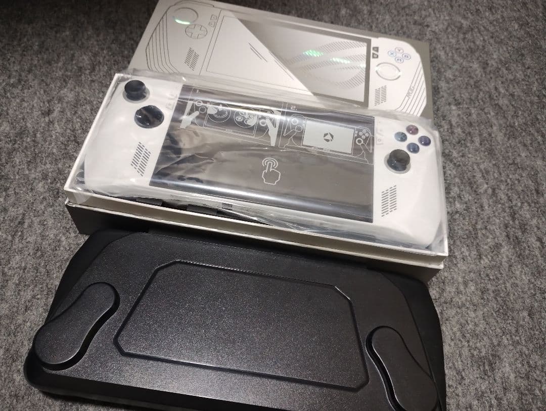 ROG Ally RC71L-Z1E512 SSD 2T拡張済み ROG Ally (RC71L-Z1E512) | ASUS Store [JAPAN]