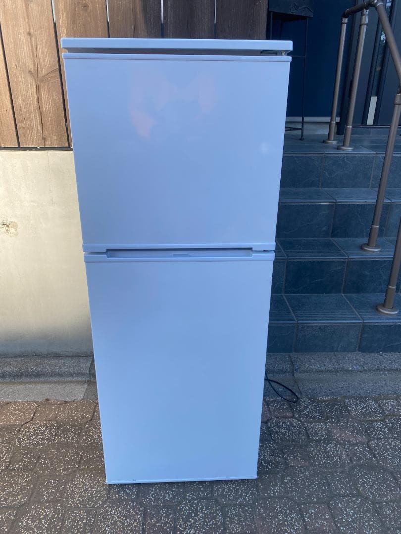 2022年製　Abitelax 139L　2ドア冷凍冷蔵庫 AR-131 Amazon | アビテラックス 139L 2ドア冷蔵庫 AR-131 | Abitelax