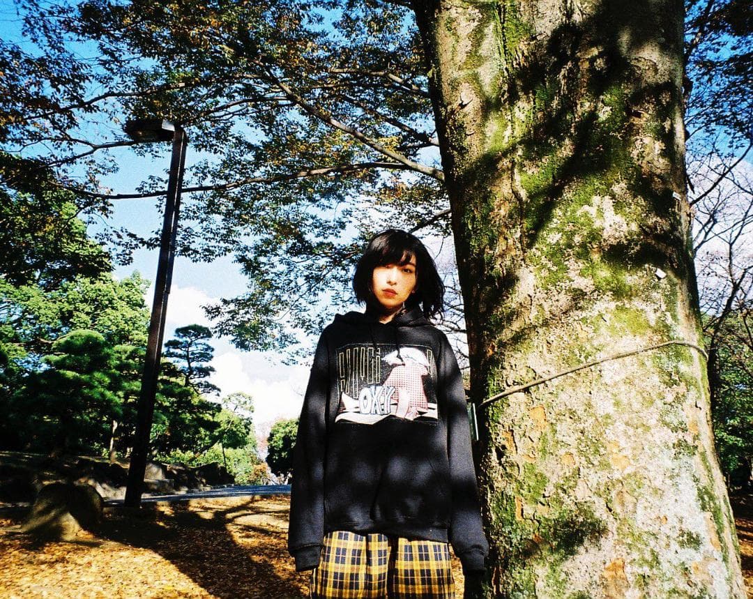 酸欠少女さユり OXYGirl パーカー Lサイズ 星を耕す - メルカリ