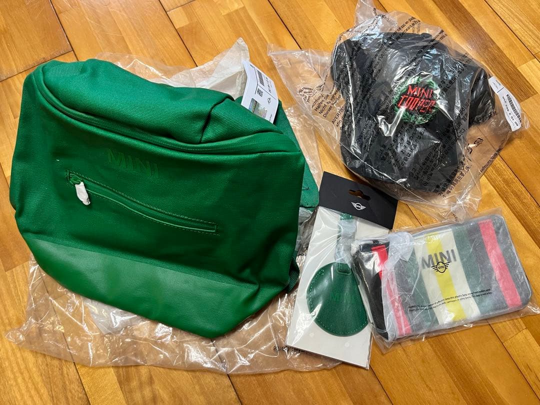 LOV2 直筆サイン2枚 ロード オブ ヴァーミリオン-の公式サイト