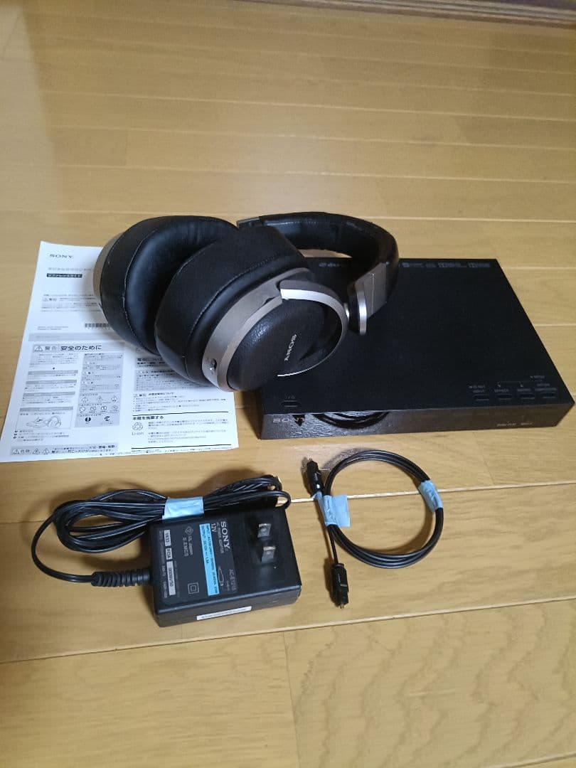 MDR-HW700DS SONYデジタルサラウンドヘッドホンシステム MDR-HW700 対応商品・アクセサリー | ヘッドホン | ソニー