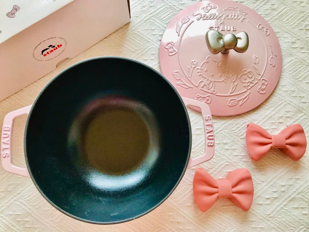 staub ストウブ 20cm 海外限定ハローキティコラボ ワナベ ソルベローズ