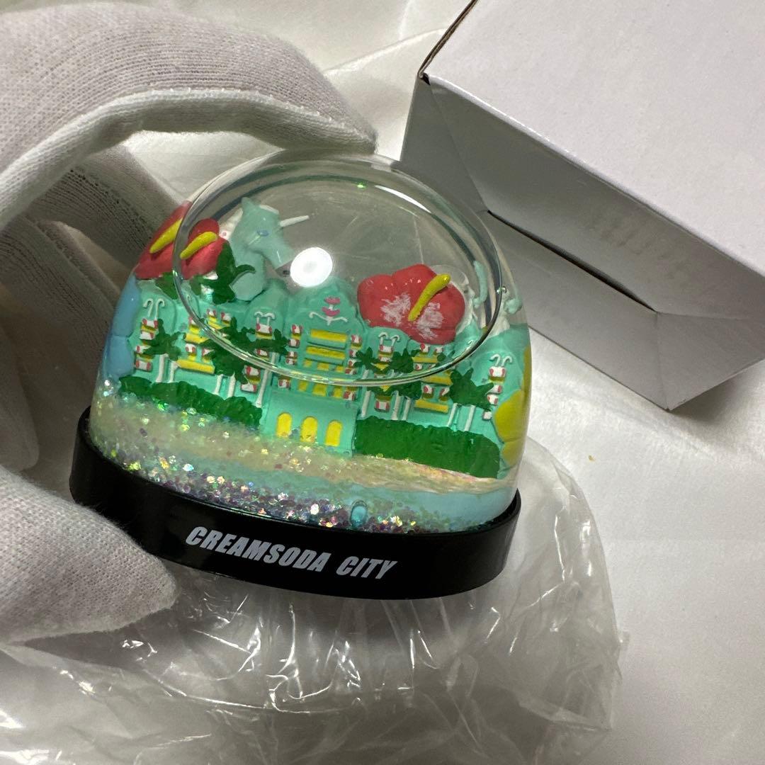 1桁　4 希少　スノードーム クリームソーダシティ 長尾謙一郎　ナンバー直筆 クリームソーダシティ スノードーム 長尾謙一郎サイン入り - メルカリ