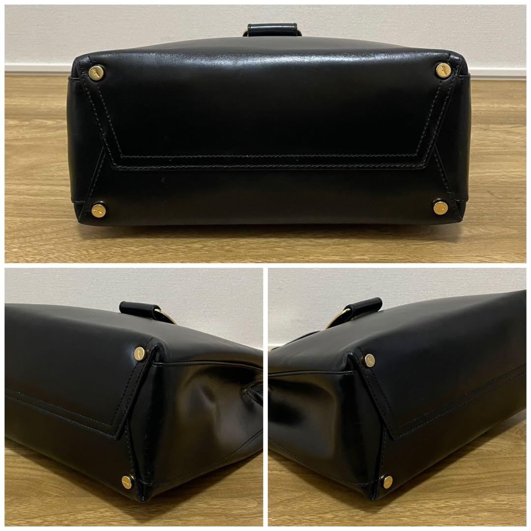 《美品》Ferragamo（フェラガモ）レザー ハンドバッグ ブラック 黒