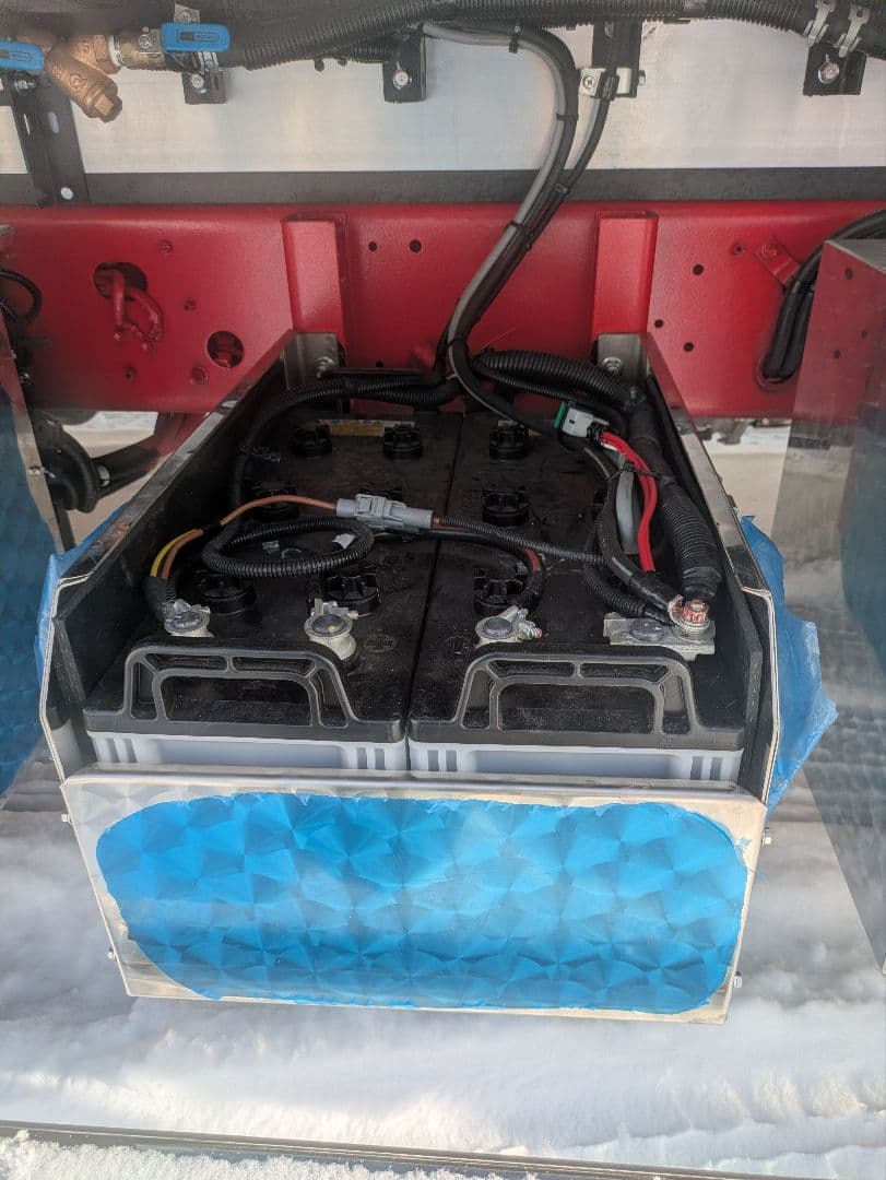 トラックバッテリーケース　ウロコステンレス　デコトラ 171624106.jpg?cmsp_timestamp=