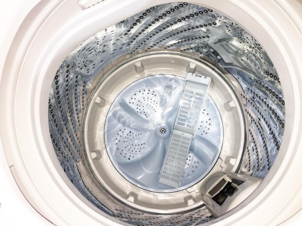 30日迄！18年製★Hisense 4.5kg 洗濯機【HW-T45C】J137