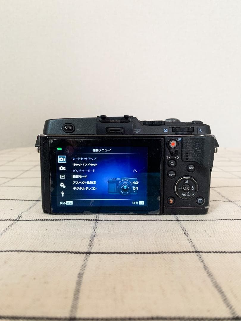 OLYMPUS ミラーレスPEN E-P5 14-42mmレンズキット ブラック - デジタル