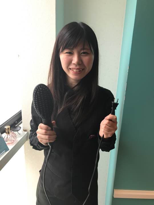 くせ毛がサラサラになるストレートブラシ 髪型イメチェン