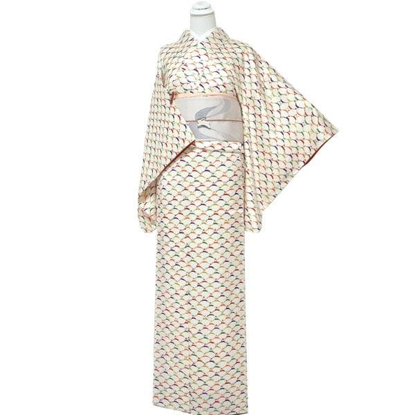 小紋 着物 袷 一方付け 型染 鹿 美品 裄64.5 M 新古品 sn1904 - メルカリ