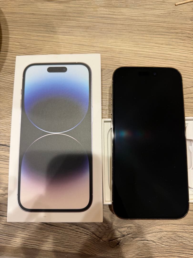 iPhone 14 Pro ゴールド　128GB 本体 Amazon.com: Apple iPhone 14 Pro, 128GB, Gold - Unlocked (Renewed