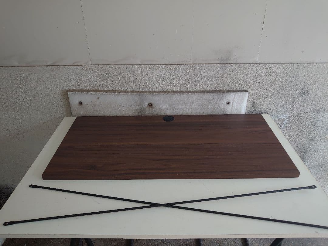 其の42】中古テーブルを加工したパチスロ実機を置く台（2台用狭小