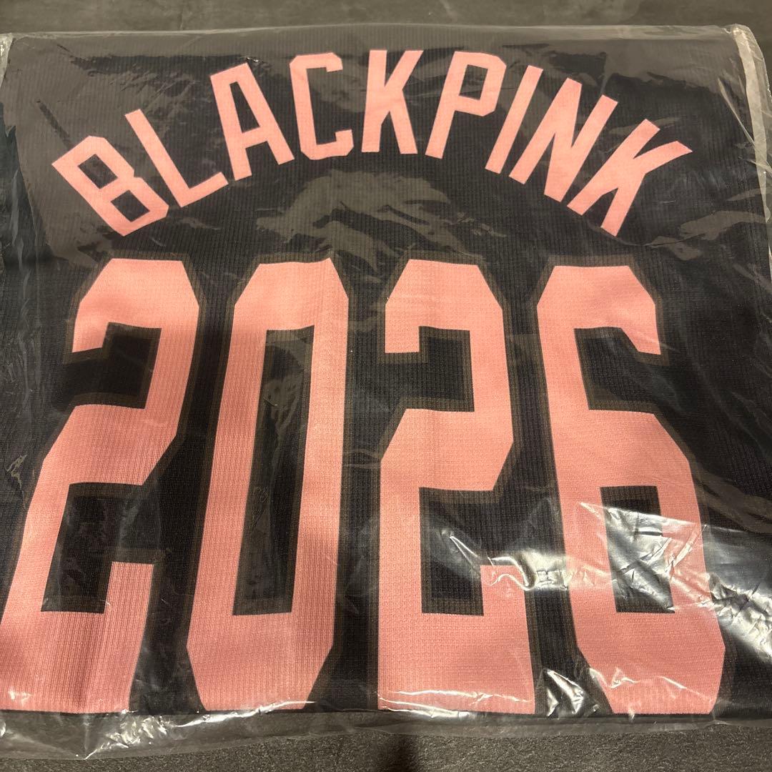 読売ジャイアンツ×BLACKPINK ユニフォーム クロップド ブラック - メルカリ