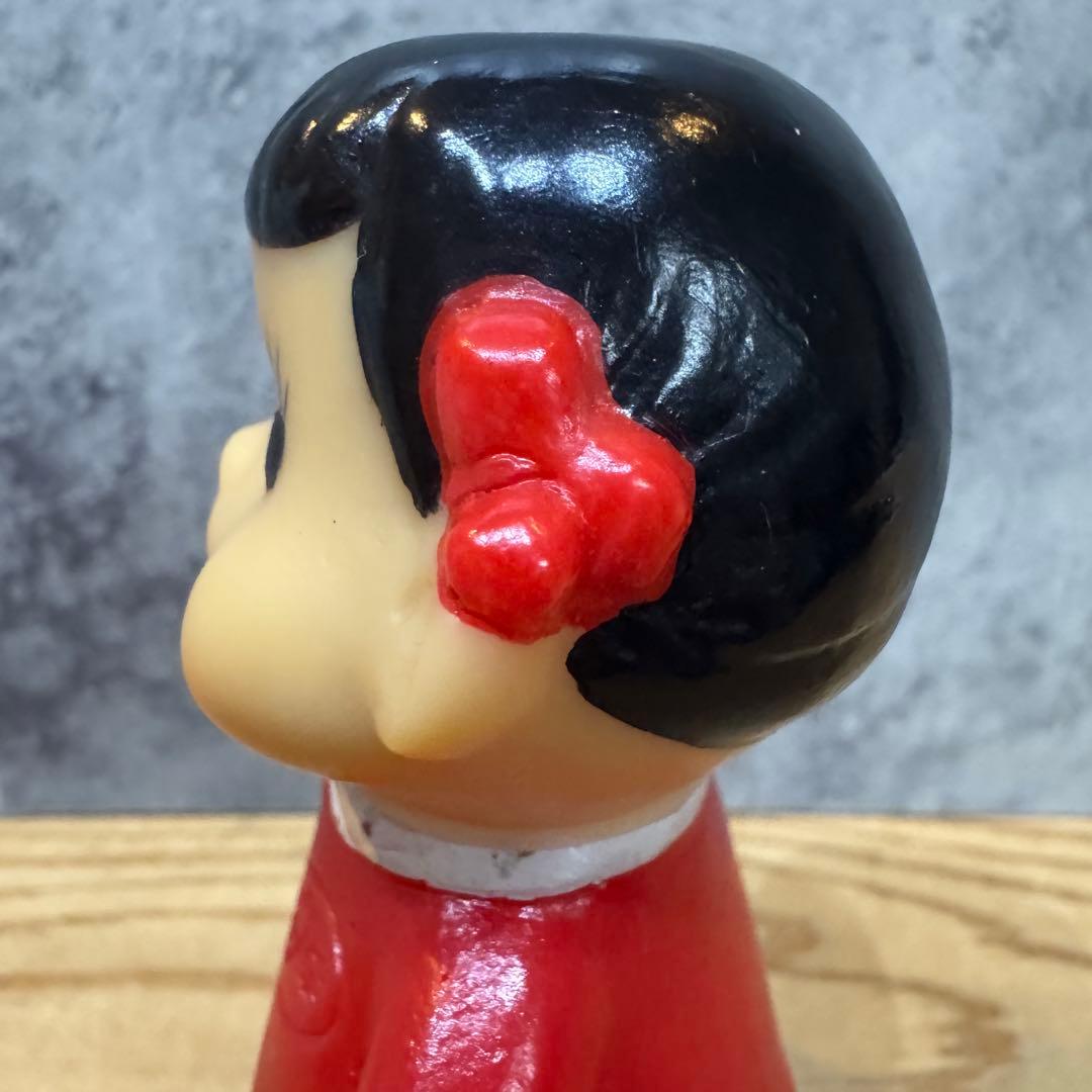 ペコちゃん 人形 ソフビ 園児服 不二家 当時物 レア 9㎝ - メルカリ