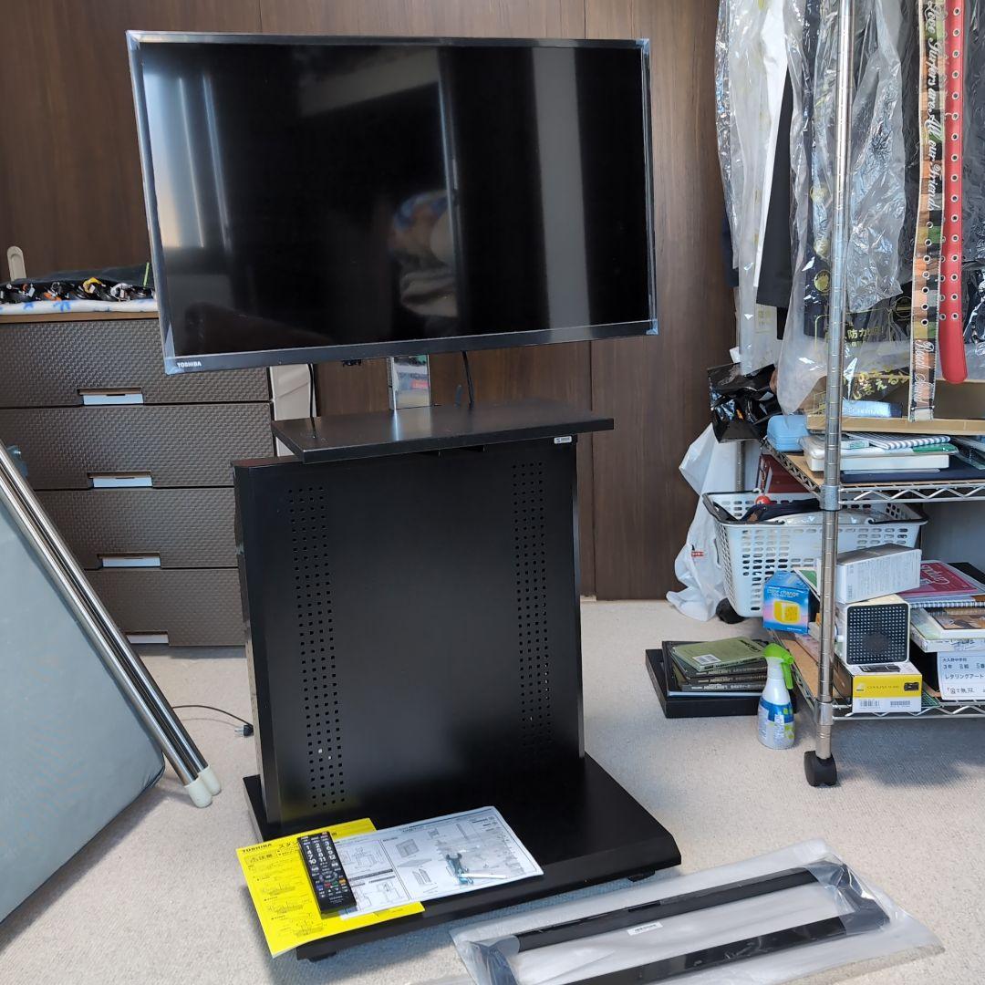 東芝32インチレグザ32S2とサンワサプライディスプレイスタンド CR-LAST