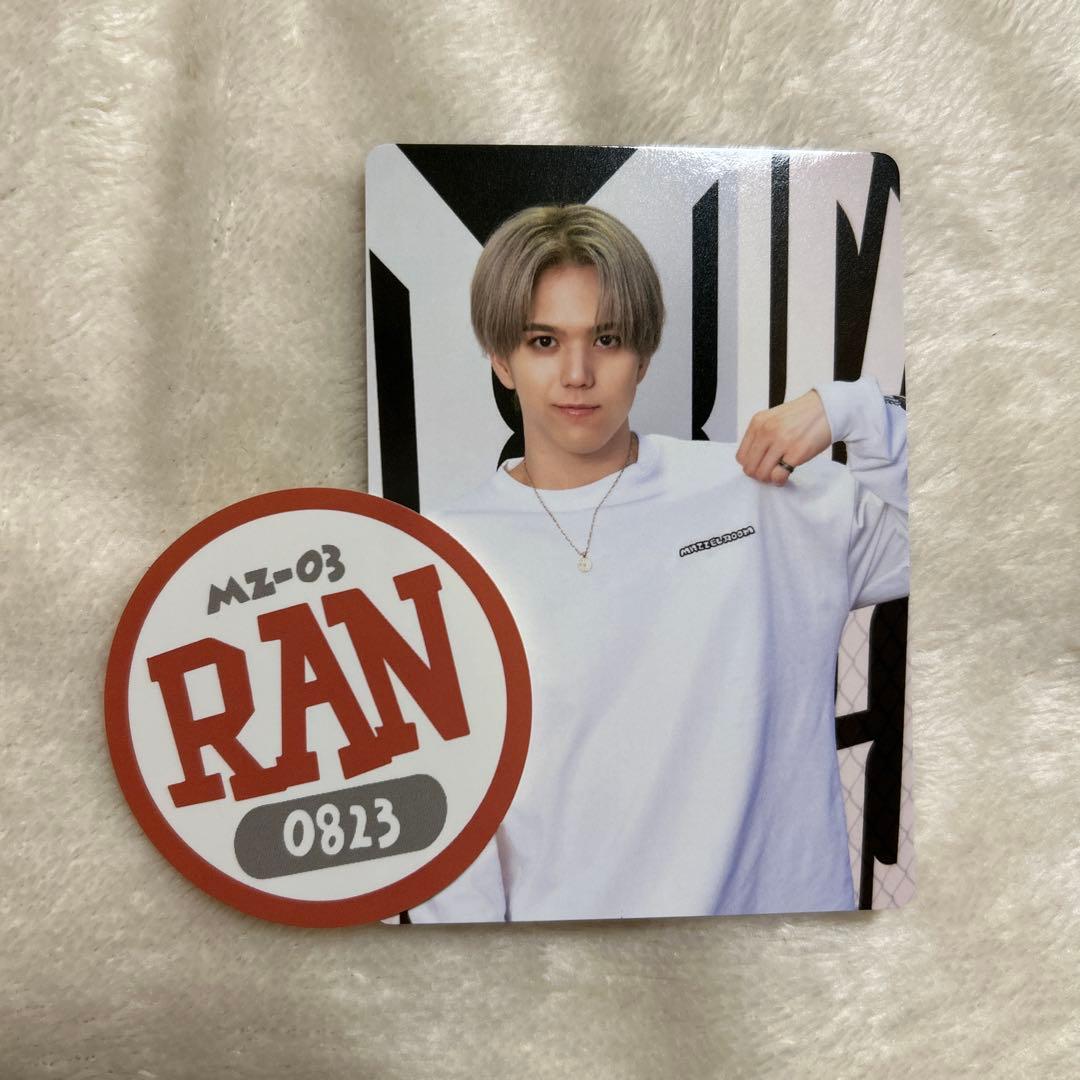 MAZZEL まぜべやグッズ RANトレカ＆ステッカーセット - メルカリ