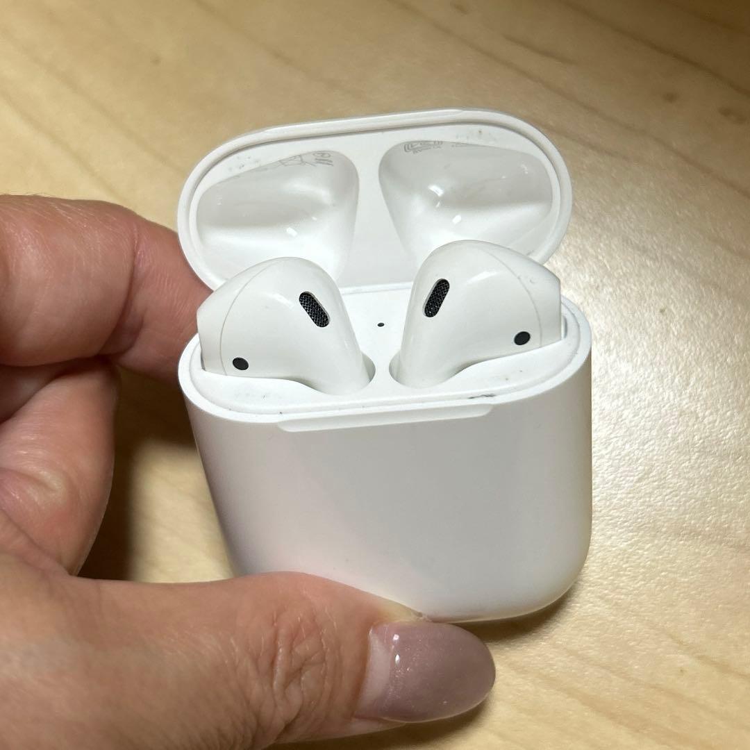 Apple AirPods 第2世代 本体 Amazon.co.jp: Apple AirPods(第2世代) : 家電＆カメラ